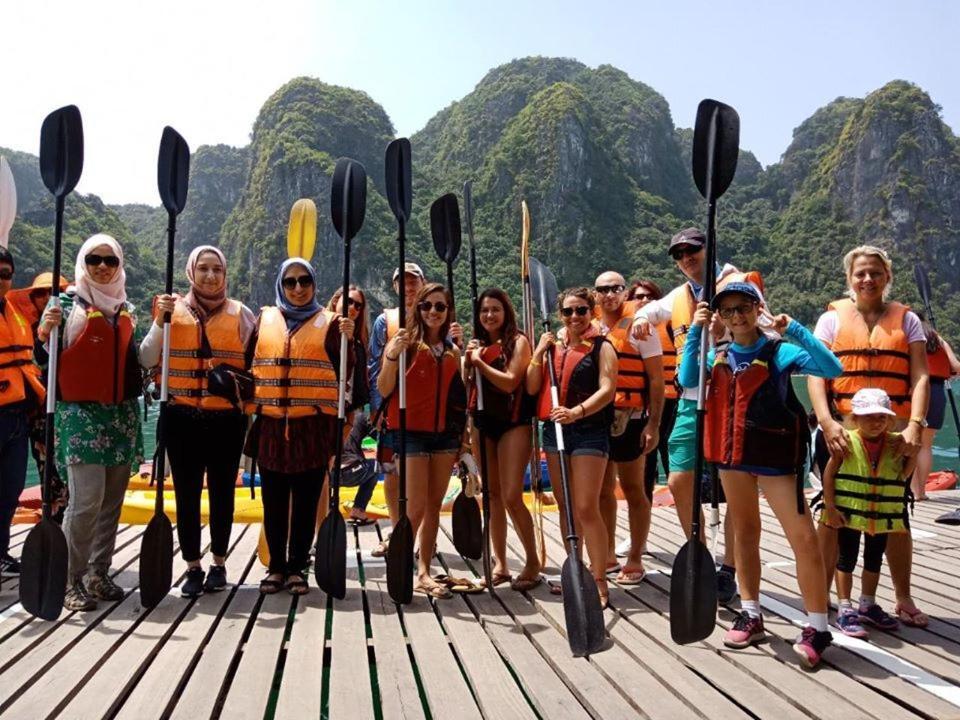 Halong Bay View Hostel Ha Long Exterior photo